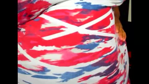 Snapshot of thickleeyanax chatting on November 15, 2025, 9:32 pm thickleeyanax online show from November 15, 2025, 9:32 pm