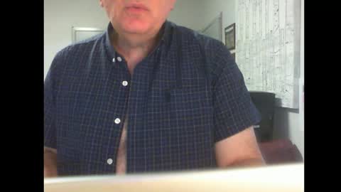 Snapshot of thickmelnik chatting on February 24, 2025, 1:46 am James online show from February 24, 2025, 1:46 am