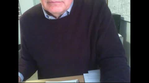 Snapshot of thickmelnik chatting on September 30, 2025, 4:39 am James online show from September 30, 2025, 4:39 am