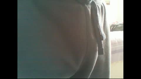 Snapshot of thickmelnik chatting on October 19, 2025, 3:18 am James online show from October 19, 2025, 3:18 am