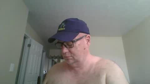 thickwhiteload online show from May 13, 2026, 5:10 pm