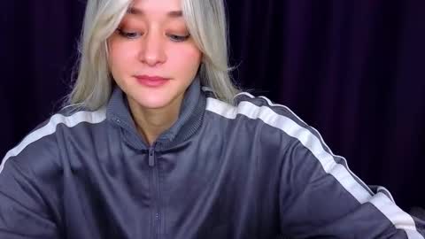 Snapshot of thief_of_hearts_ chatting on October 2, 2025, 11:45 pm thief_of_hearts_ online show from October 2, 2025, 11:45 pm