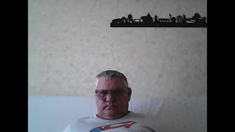 Snapshot of thierrysymp chatting on November 2, 2025, 10:50 am Thierrysymp online show from November 2, 2025, 10:50 am