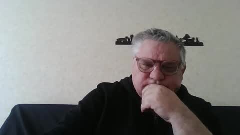 Thierrysymp online show from February 26, 2026, 10:36 am