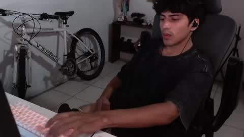 thieves_us online show from October 12, 2025, 5:50 am