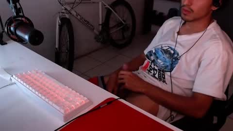 thieves_us online show from November 11, 2025, 8:03 am