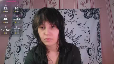 thighswithspikes online show from March 23, 2026, 7:34 am