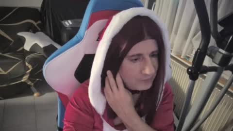 Snapshot of thihold chatting on December 30, 2024, 7:42 pm thihold online show from December 30, 2024, 7:42 pm