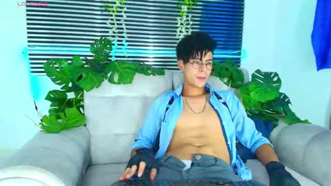 Thiago Saenzz online show from March 16, 2026, 2:39 am