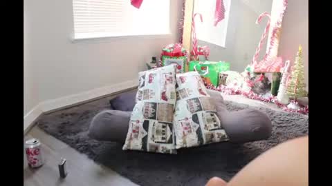 Snapshot of thisdirtysecret chatting on December 18, 2024, 7:08 pm BAM online show from December 18, 2024, 7:08 pm