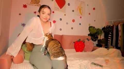 Amelia  shows on mondays fridays and sundays  if anything changes im giving updates on my fansly  online show from October 3, 2025, 5:10 pm