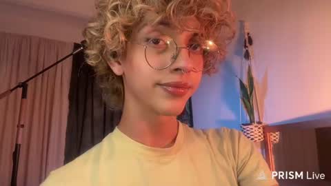 Damiano online show from July 24, 2026, 5:22 pm