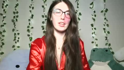 thistlefernsby online show from June 29, 2026, 3:13 am
