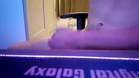 tholul online show from November 13, 2025, 9:47 pm