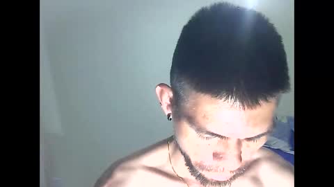 Snapshot of thomas2wood chatting on May 29, 2026, 12:19 am Thomas2Wood online show from May 29, 2026, 12:19 am