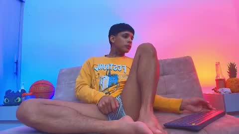 Snapshot of thomas_elg chatting on November 20, 2025, 1:50 am THOMAS JOHANN online show from November 20, 2025, 1:50 am