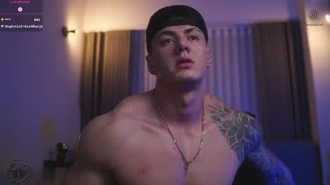 Snapshot of thomas_falcon1 chatting on October 29, 2025, 12:57 am Thomas Falcon online show from October 29, 2025, 12:57 am