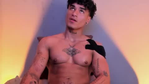 Snapshot of thomas_fit1 chatting on December 28, 2024, 7:01 pm Thomas 3 JUST STAY AND BE MY LAST LOVE online show from December 28, 2024, 7:01 pm