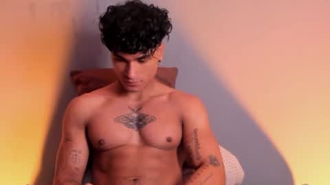 Snapshot of thomas_fit1 chatting on December 29, 2024, 5:22 pm Thomas 3 JUST STAY AND BE MY LAST LOVE online show from December 29, 2024, 5:22 pm
