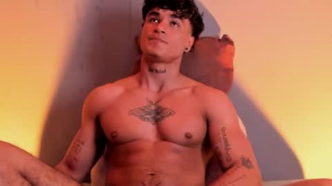 Snapshot of thomas_fit1 chatting on January 1, 2025, 3:23 am Thomas 3 JUST STAY AND BE MY LAST LOVE online show from January 1, 2025, 3:23 am