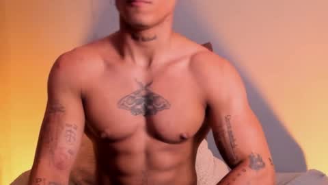 Snapshot of thomas_fit1 chatting on January 2, 2025, 3:58 am Thomas 3 JUST STAY AND BE MY LAST LOVE online show from January 2, 2025, 3:58 am