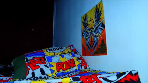 thomas_ks11 online show from November 12, 2025, 4:13 am