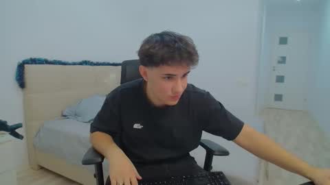 Thomas Lawrence online show from December 13, 2024, 9:41 pm