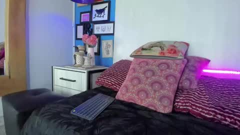 ---Thomas--- online show from January 17, 2025, 8:24 am