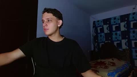 ---Thomas--- online show from November 7, 2025, 1:27 am