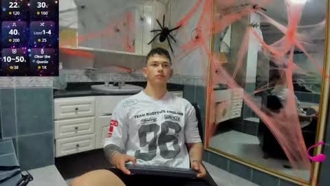 Thomas online show from October 8, 2025, 11:52 am