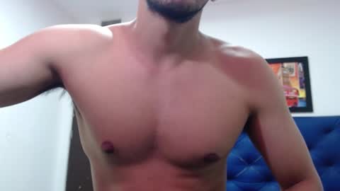 Snapshot of thomas_neuman chatting on February 7, 2025, 8:20 pm Thomas online show from February 7, 2025, 8:20 pm