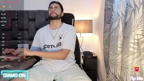 Snapshot of thomas_redcol chatting on October 18, 2025, 5:14 pm Thomas online show from October 18, 2025, 5:14 pm