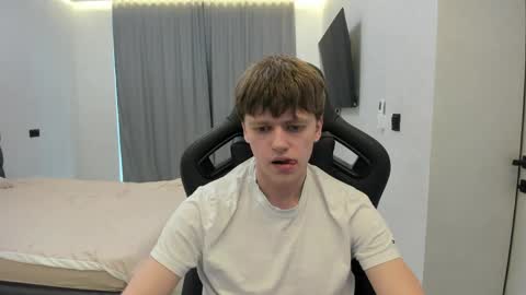 Tomas online show from April 23, 2026, 12:51 pm