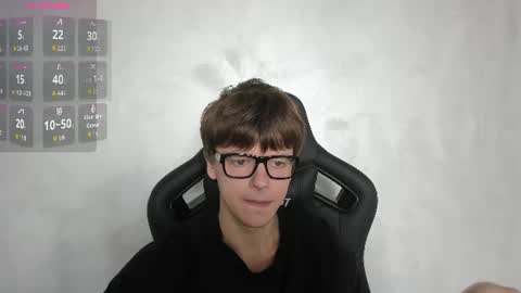 Snapshot of thomas_shelbivip chatting on June 20, 2026, 9:23 am Tomas online show from June 20, 2026, 9:23 am