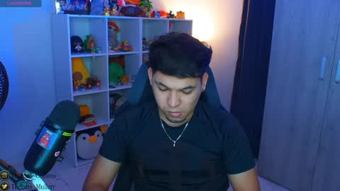 Snapshot of thomascollins__ chatting on January 18, 2025, 8:20 am Thomas online show from January 18, 2025, 8:20 am