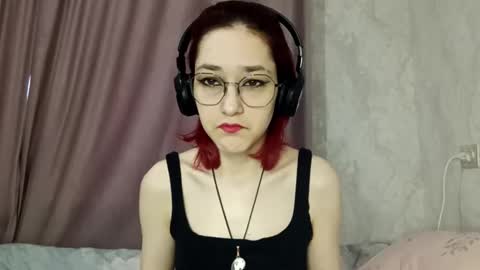 Lina online show from January 13, 2026, 6:29 am