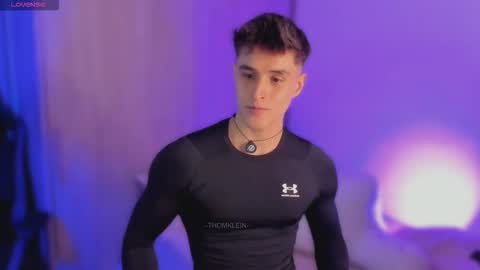 Snapshot of thomklein chatting on February 6, 2026, 7:39 pm Thom Klein online show from February 6, 2026, 7:39 pm