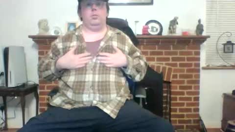 Snapshot of thomsam88 chatting on March 17, 2026, 3:22 am Thomsam88 check out my bio for loads of hot videos mmmmmmmmmm online show from March 17, 2026, 3:22 am