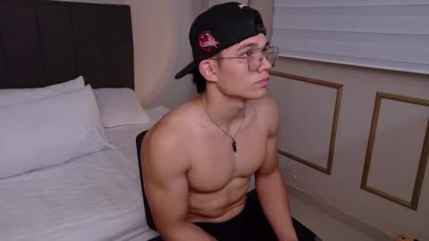 Snapshot of thony_great chatting on February 4, 2026, 7:53 pm Thony online show from February 4, 2026, 7:53 pm