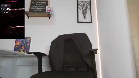 thonydupont online show from March 2, 2025, 12:20 am