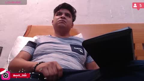 Snapshot of thor0200 chatting on December 12, 2024, 5:31 am thor0200 online show from December 12, 2024, 5:31 am