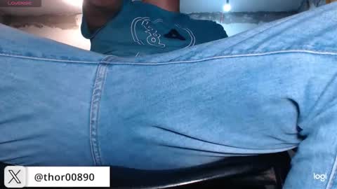 Snapshot of thor0200 chatting on November 24, 2025, 3:28 am thor0200 online show from November 24, 2025, 3:28 am