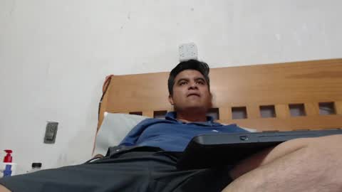 thor0200 online show from April 12, 2026, 11:10 pm