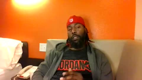 Snapshot of thotyboy68 chatting on March 7, 2025, 6:13 am Thotyboy online show from March 7, 2025, 6:13 am