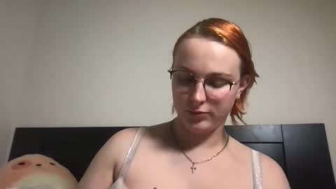 Snapshot of threalqueenaria chatting on April 15, 2026, 4:52 am threalqueenaria online show from April 15, 2026, 4:52 am