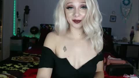 Opulent Kingdom online show from December 6, 2024, 7:21 am