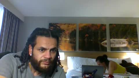 thsdikhitanglz online show from March 6, 2026, 9:33 pm