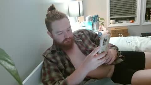 Snapshot of thtgngrgy chatting on November 18, 2025, 5:23 am thtgngrgy online show from November 18, 2025, 5:23 am