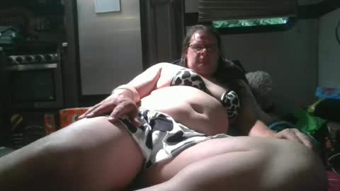 thud3843 online show from June 14, 2026, 6:21 pm