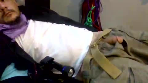 thunder8u42 online show from October 15, 2025, 5:13 pm